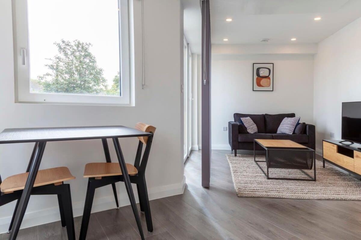 Lovely 1 Bedroom Apartment In Ashford Ashford  Exterior photo